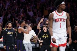 世界杯买球app网站 -火箭连输两个客场，天赋异禀的乐透秀为何不敌残阵湖人？