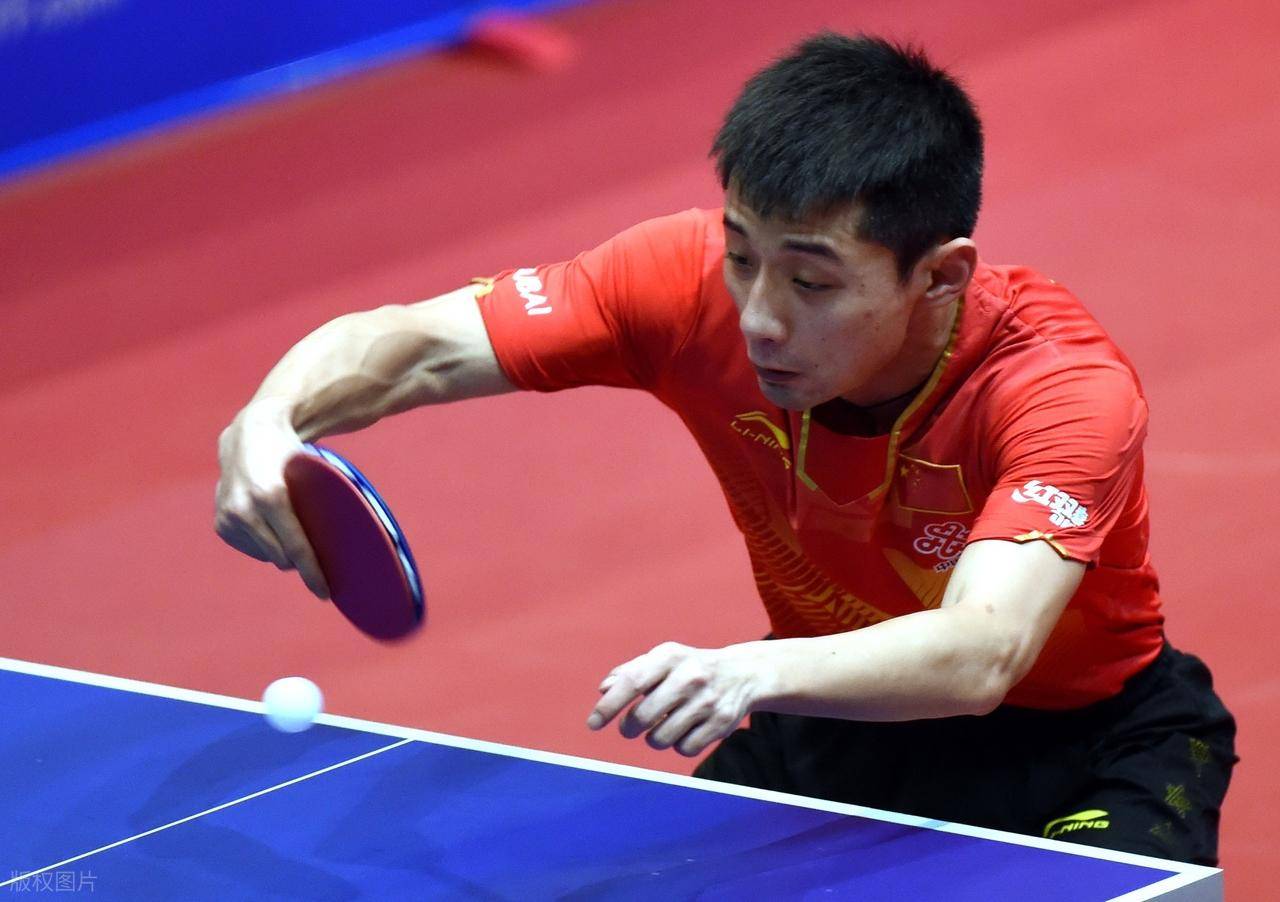 乒乓球反手拉球拧腰发力核心：找对方向才不白费劲